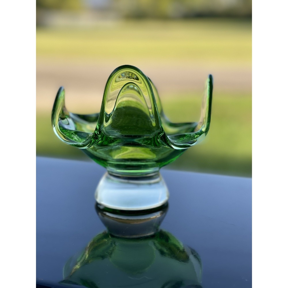 Vintage Art Glass Handkerchief Candy Bowl Pedestal Green Clear Base Epic Finger‎ - Picture 6 of 16